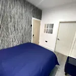 Cardiff City Studio Sleeps 4
