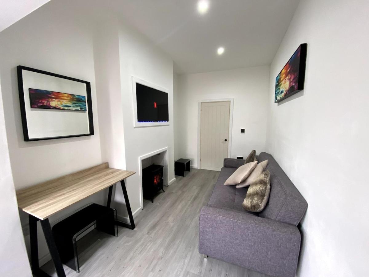 Sleeps 4 *