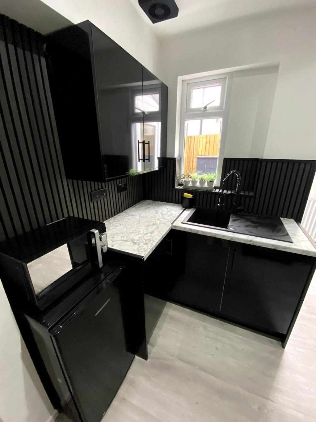 Sleeps 4 Apartment