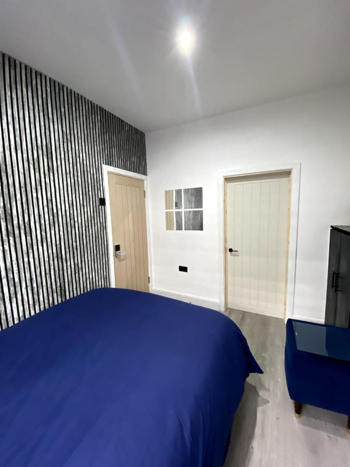 Sleeps 4 *
